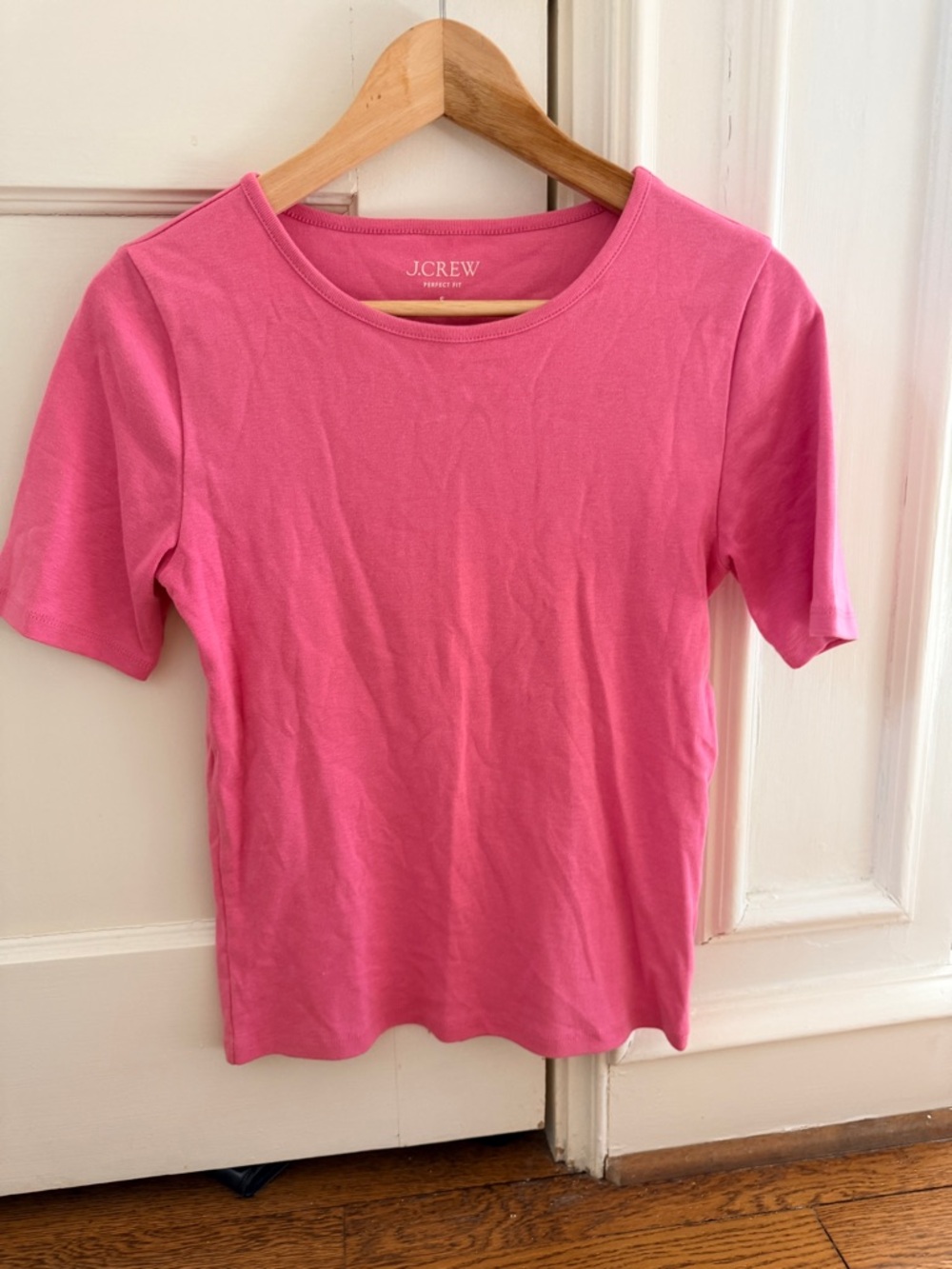 J. Crew Pink Perfect Fit Tee - Small